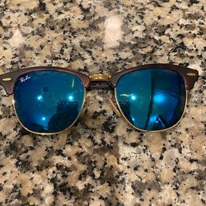 Club master Ray-Ban sunglasses
